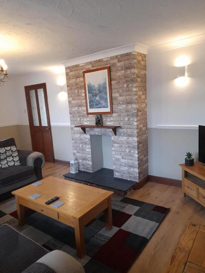Quiet 3 Bed Close To The A1 Newton Aycliffe Buitenkant foto